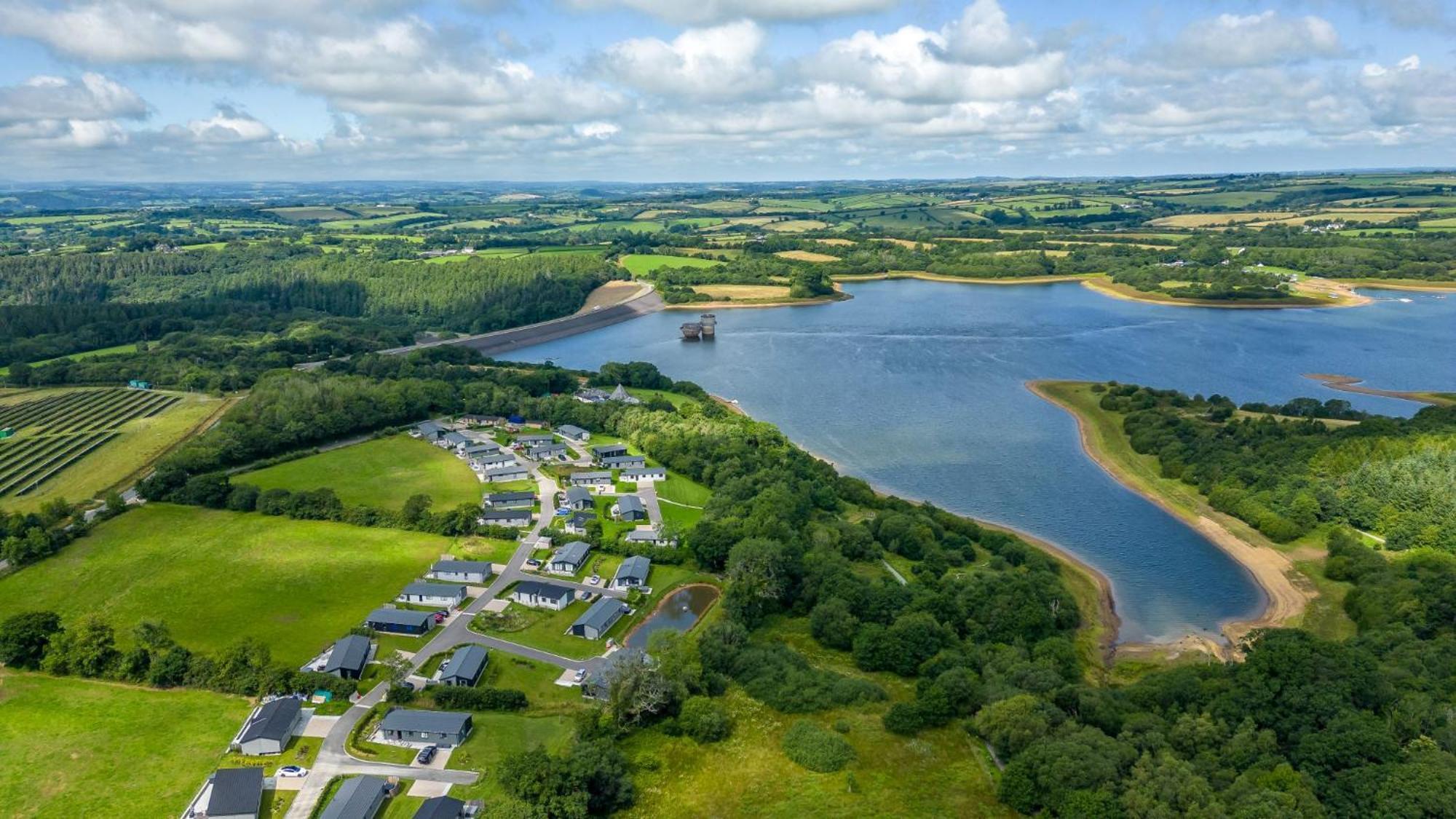 Buttercup Lodge, 33 Roadford Lake Lodges Lifton Kültér fotó